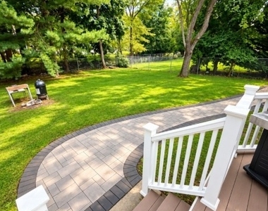 19 Tiffany Dr - Photo Thumbnail 15