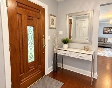 19 Tiffany Dr - Photo Thumbnail 1