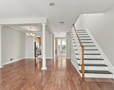 2 Hope St - Photo Thumbnail 4