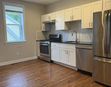 12 East St - Photo Thumbnail 1