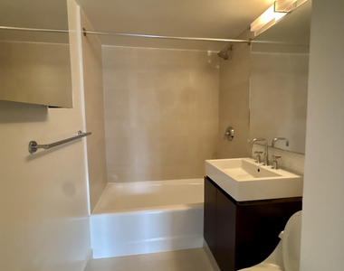 East 63rd Street - Photo Thumbnail 11