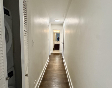 East 63rd Street - Photo Thumbnail 6