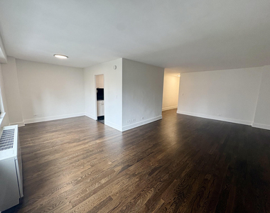 East 63rd Street - Photo Thumbnail 1
