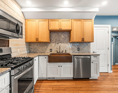 27 Brookwillow Avenue - Photo Thumbnail 6