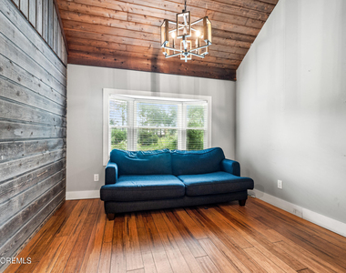 27 Brookwillow Avenue - Photo Thumbnail 10