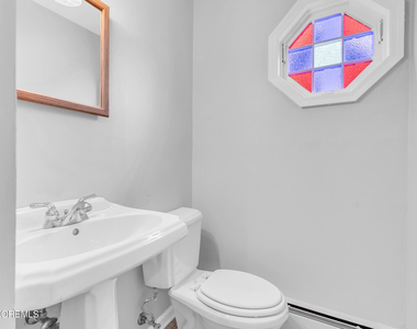 11 Pinewood Avenue - Photo Thumbnail 18
