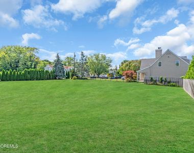 11 Pinewood Avenue - Photo Thumbnail 35