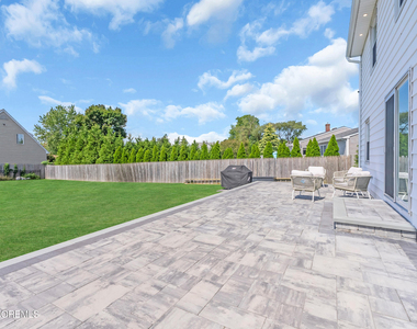 11 Pinewood Avenue - Photo Thumbnail 33