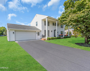 11 Pinewood Avenue - Photo Thumbnail 38