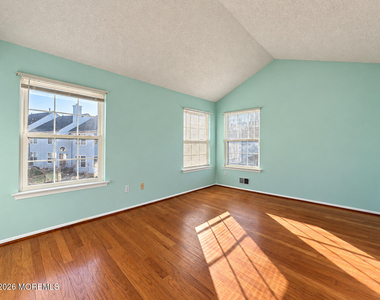 296 Pegasus Road - Photo Thumbnail 11
