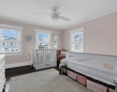 555 Ocean Road - Photo Thumbnail 10