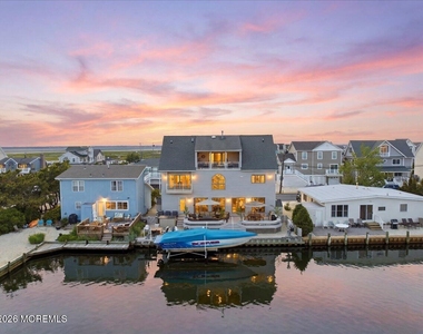 402 Daytona Drive - Photo Thumbnail 60