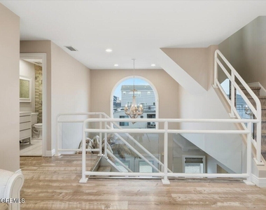 402 Daytona Drive - Photo Thumbnail 34