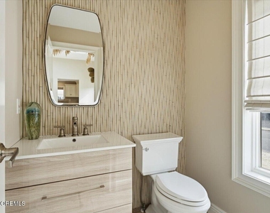 402 Daytona Drive - Photo Thumbnail 7