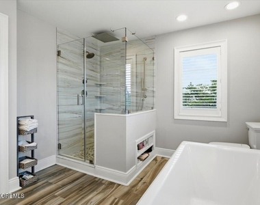 402 Daytona Drive - Photo Thumbnail 32