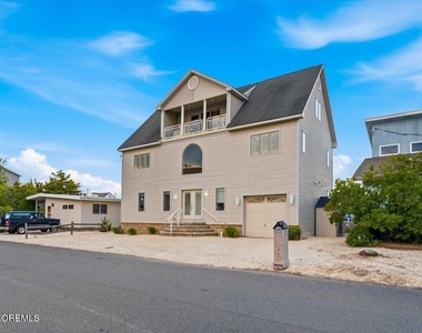 402 Daytona Drive - Photo Thumbnail 61