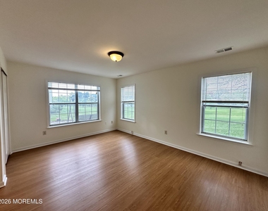 20 A Ventnor Drive - Photo Thumbnail 4
