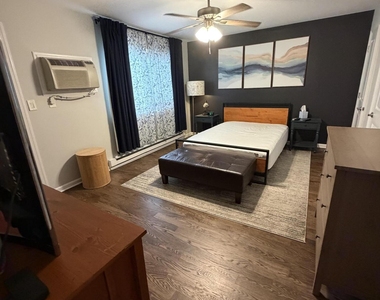 119 Avery Avenue - Photo Thumbnail 6