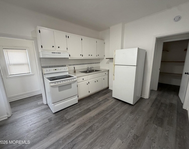 368 Carr Avenue - Photo Thumbnail 1