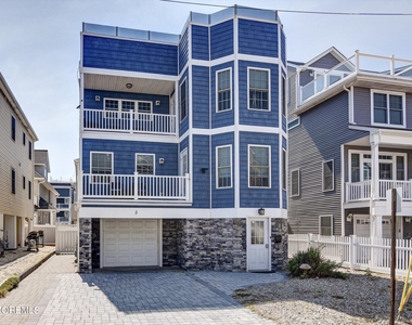 5 Fielder Avenue - Photo Thumbnail 1