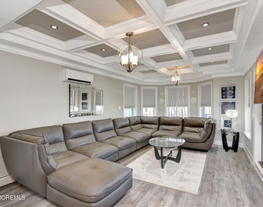 5 Fielder Avenue - Photo Thumbnail 12