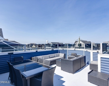 5 Fielder Avenue - Photo Thumbnail 34