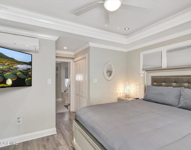 5 Fielder Avenue - Photo Thumbnail 5