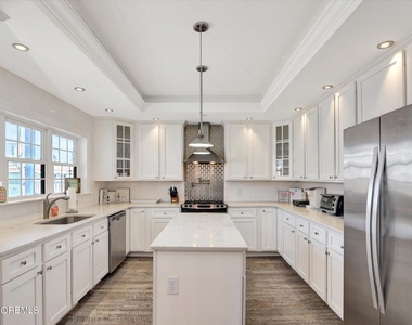 5 Fielder Avenue - Photo Thumbnail 13