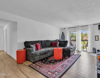 62 Diane Drive - Photo Thumbnail 1