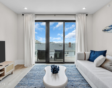 218 3rd Avenue - Photo Thumbnail 11
