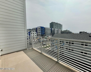 218 3rd Avenue - Photo Thumbnail 27