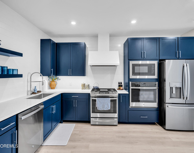 218 3rd Avenue - Photo Thumbnail 2