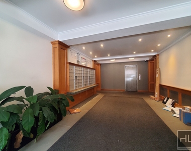 West 16 Street - Photo Thumbnail 2