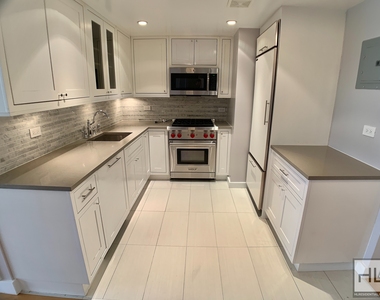 West 97th Street - Photo Thumbnail 2