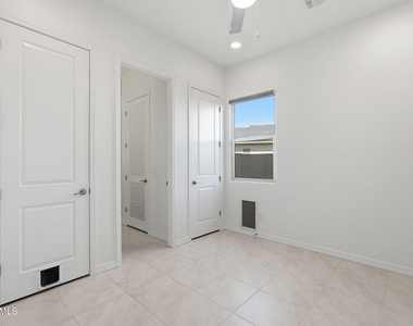 9960 E Seismic Avenue - Photo Thumbnail 47