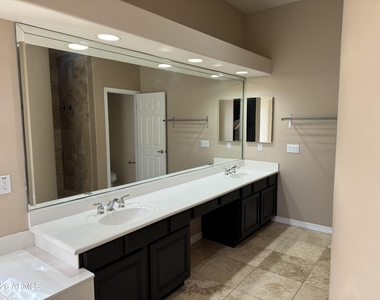 3953 E Flossmoor Avenue - Photo Thumbnail 17