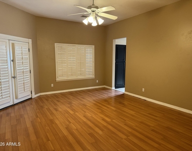 3953 E Flossmoor Avenue - Photo Thumbnail 16
