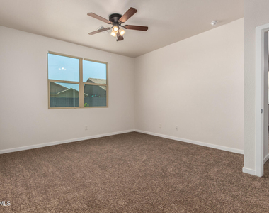 4123 S 97th Drive - Photo Thumbnail 16