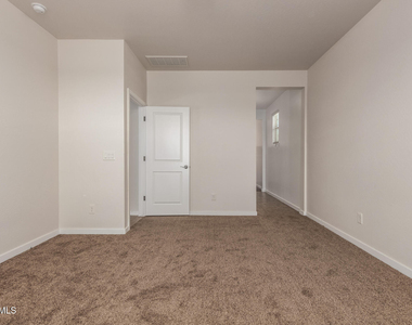 4123 S 97th Drive - Photo Thumbnail 17