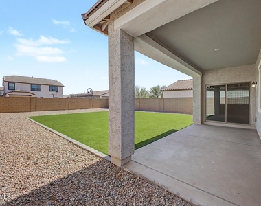 40320 W Bravo Drive - Photo Thumbnail 34