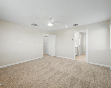 40320 W Bravo Drive - Photo Thumbnail 15