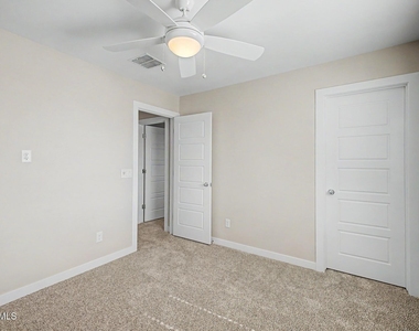 40320 W Bravo Drive - Photo Thumbnail 26