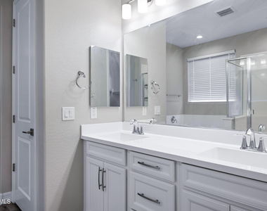 25602 S 224th Place - Photo Thumbnail 28