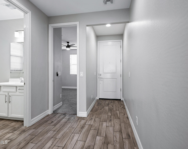 25602 S 224th Place - Photo Thumbnail 6