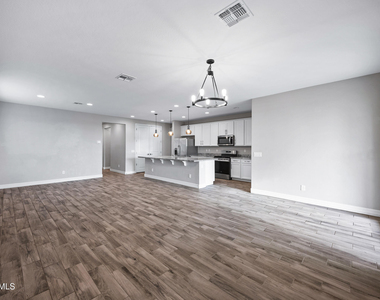 25602 S 224th Place - Photo Thumbnail 11