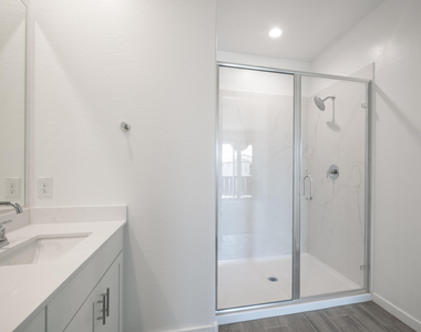 8326 E Prairie Avenue - Photo Thumbnail 28