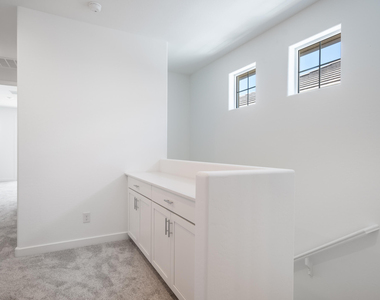 8326 E Prairie Avenue - Photo Thumbnail 12