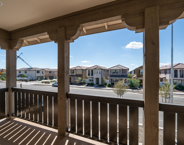 8326 E Prairie Avenue - Photo Thumbnail 24