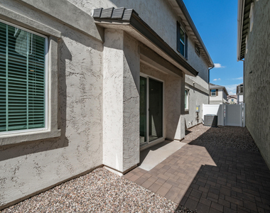 8326 E Prairie Avenue - Photo Thumbnail 30