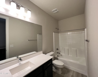 1377 E Avenida Isabela -- - Photo Thumbnail 16
